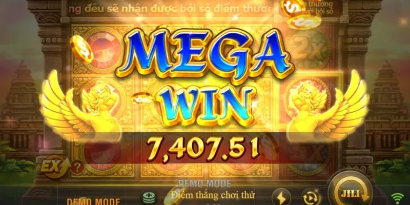 Hình ảnh một trận đá gà trực tiếp trên daga68 apk với các chiến kê đang thi đấu