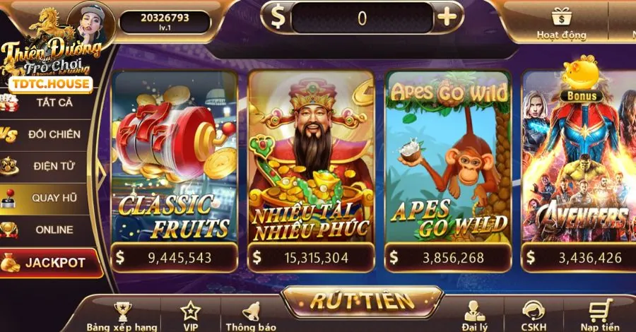 Hình ảnh người chơi đang tận hưởng các trò chơi casino trực tuyến và cá cược thể thao trên daga68 apk